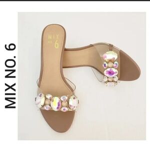Adorable heel sandals 9m5